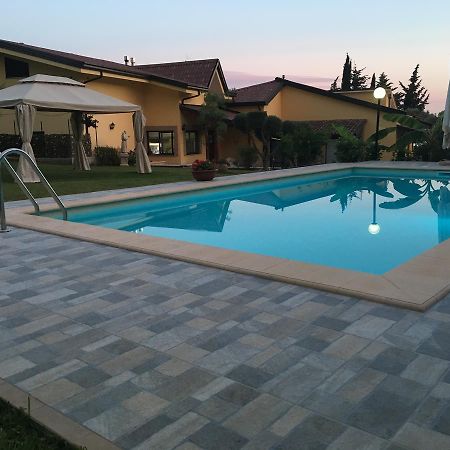 Le Gatte Bed & Breakfast Eboli Bagian luar foto